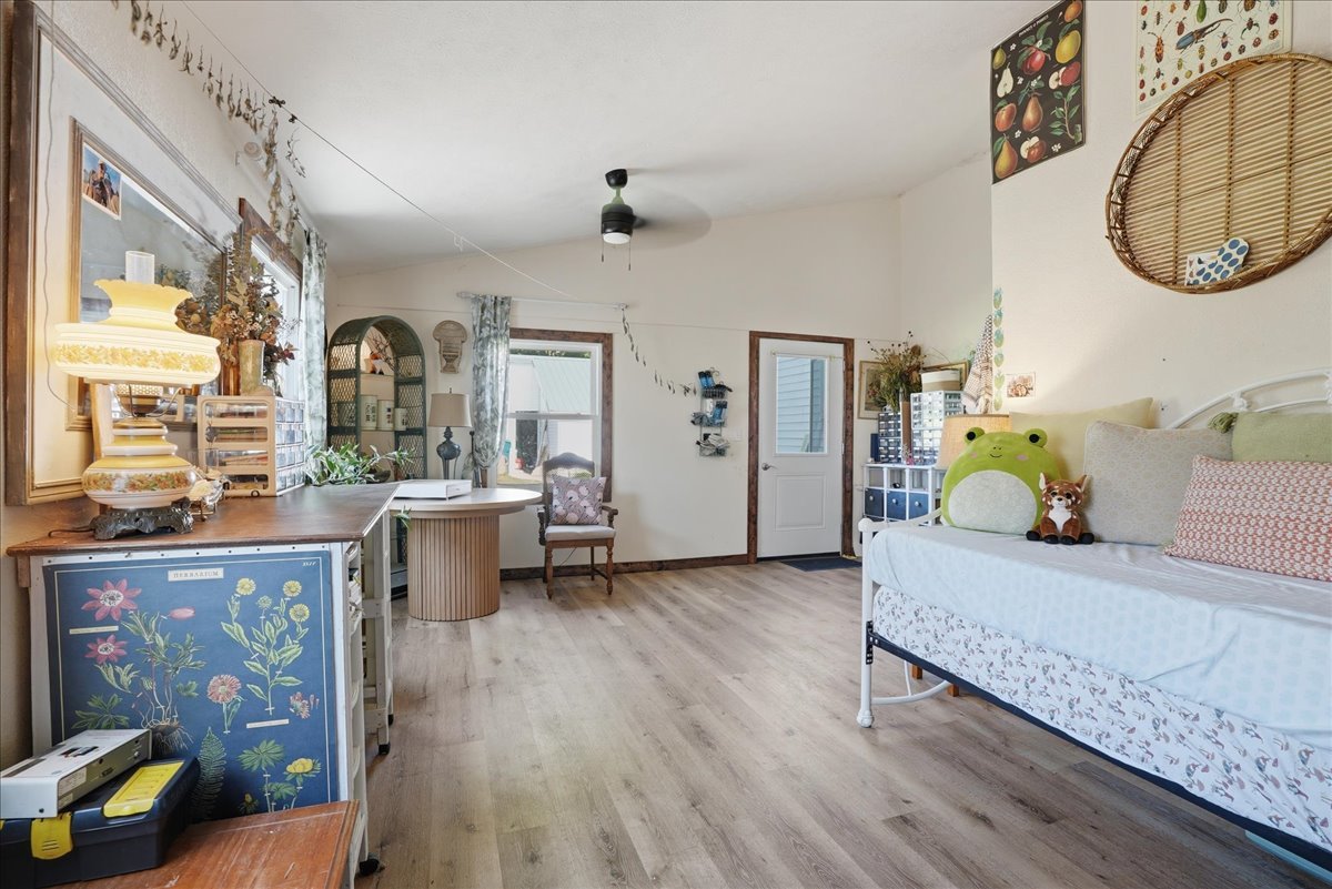 208 4th Street, Anchor, IL 61720
