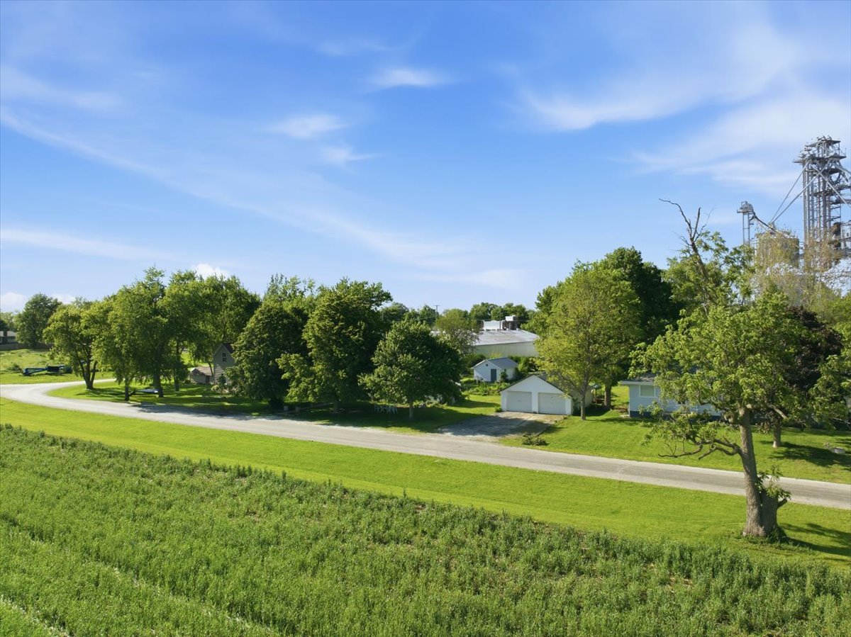 208 4th Street, Anchor, IL 61720