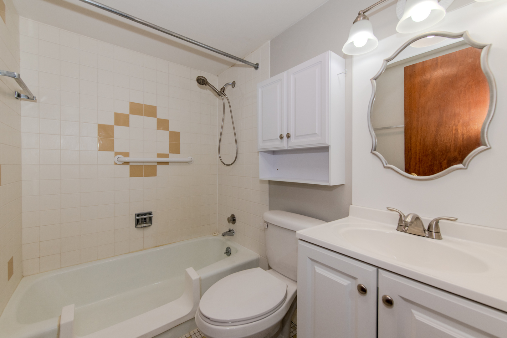 222 Madison Street #210, Joliet, IL 60435