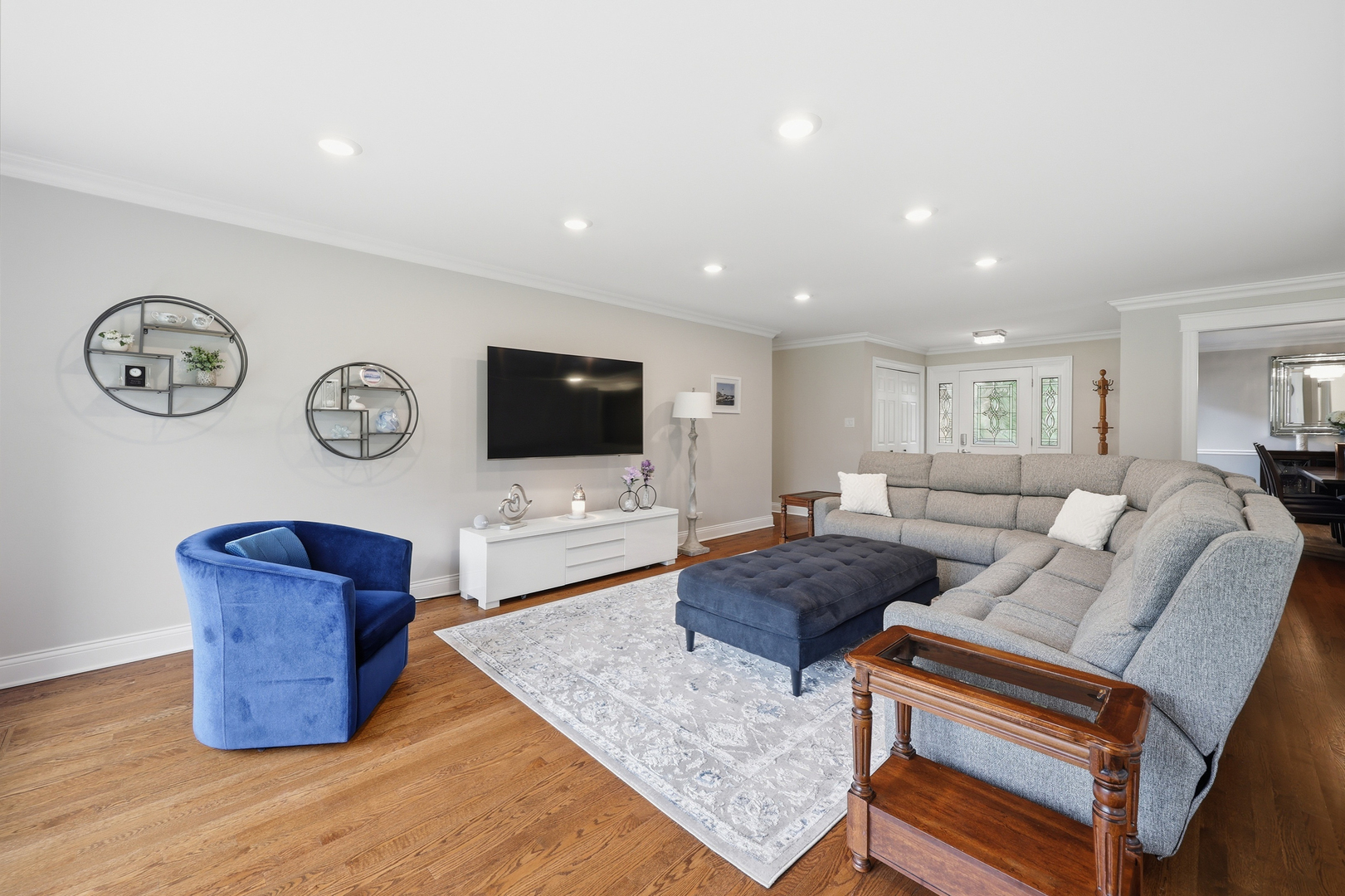 1132 S Fernandez Avenue, Arlington Heights, IL 60005