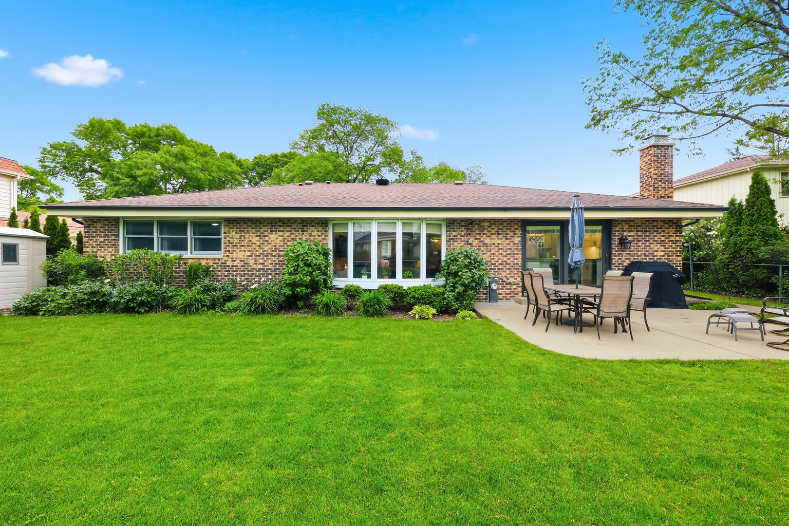 1132 S Fernandez Avenue, Arlington Heights, IL 60005