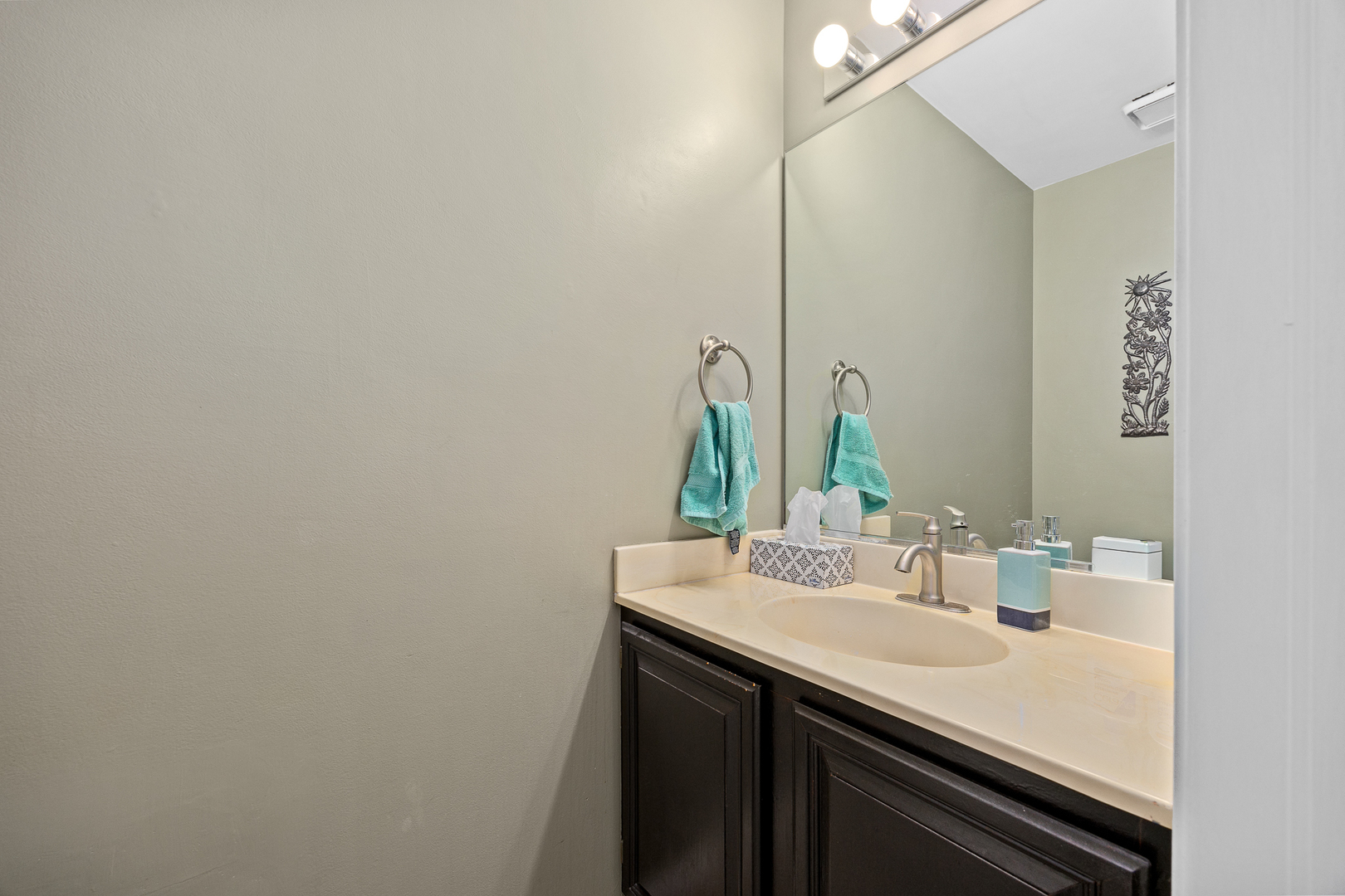 2 Buckboard Court, Bolingbrook, IL 60490