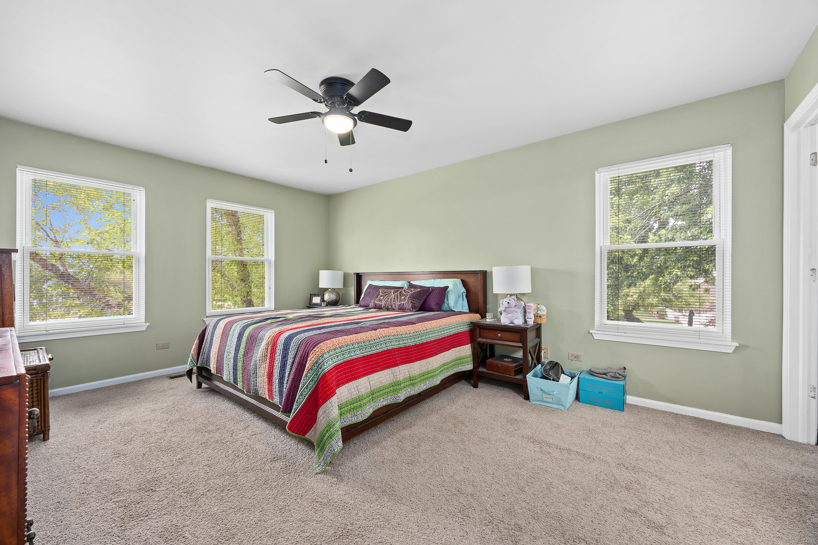 2 Buckboard Court, Bolingbrook, IL 60490