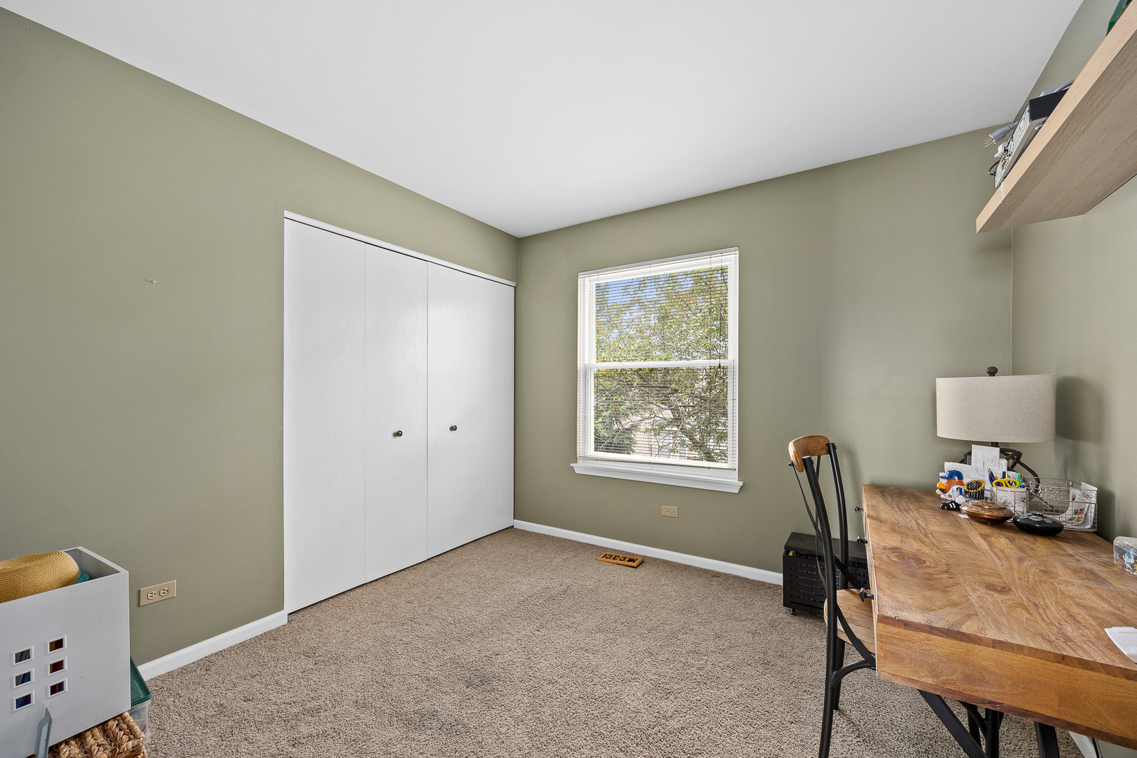 2 Buckboard Court, Bolingbrook, IL 60490