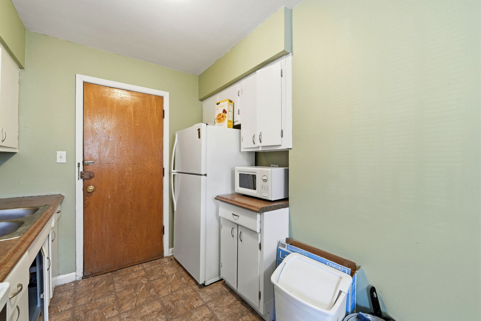 1609 Howard Street #2, Evanston, IL 60202