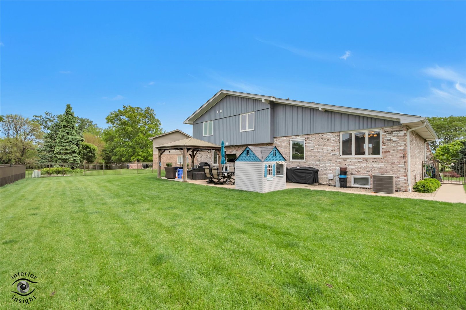 11732 Hidden Brook Court, Orland Park, IL 60467