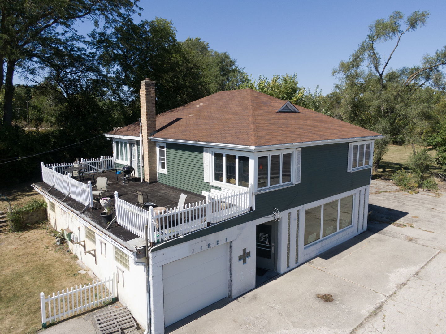 31828 N US Highway 12, Volo, IL 60073