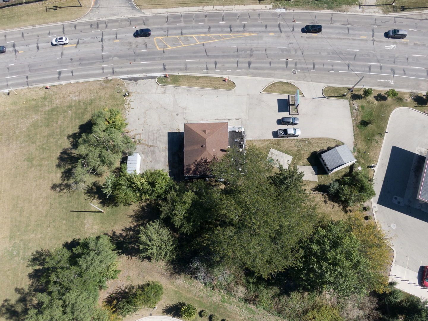 31828 N US Highway 12, Volo, IL 60073
