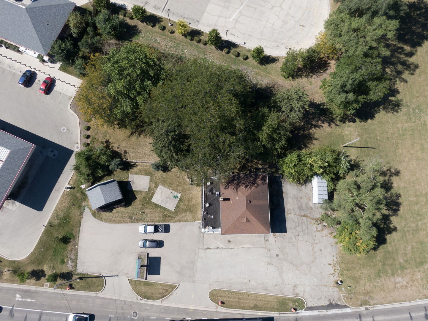 31828 N US Highway 12, Volo, IL 60073