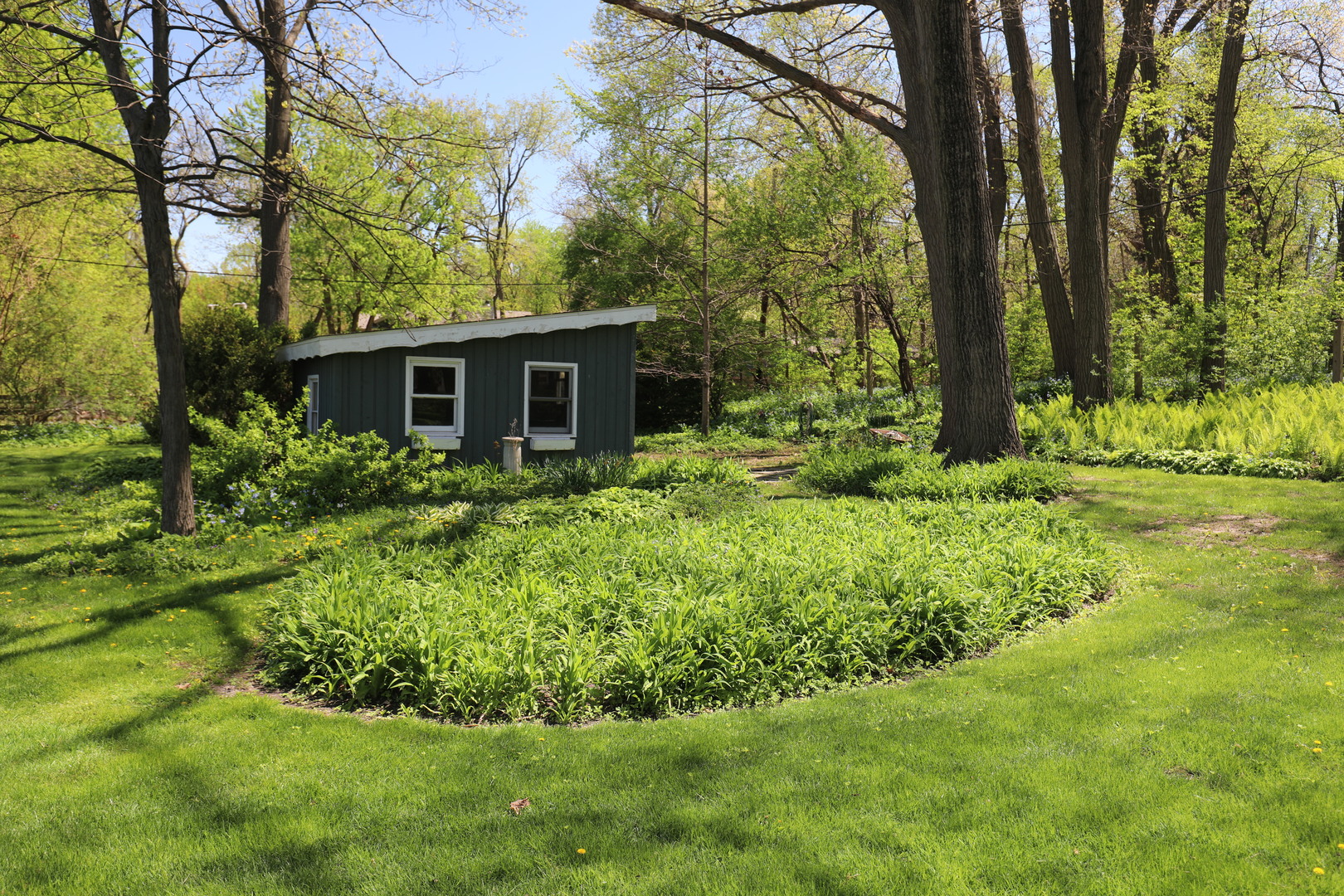 1 Sunset Avenue, West Chicago, IL 60185