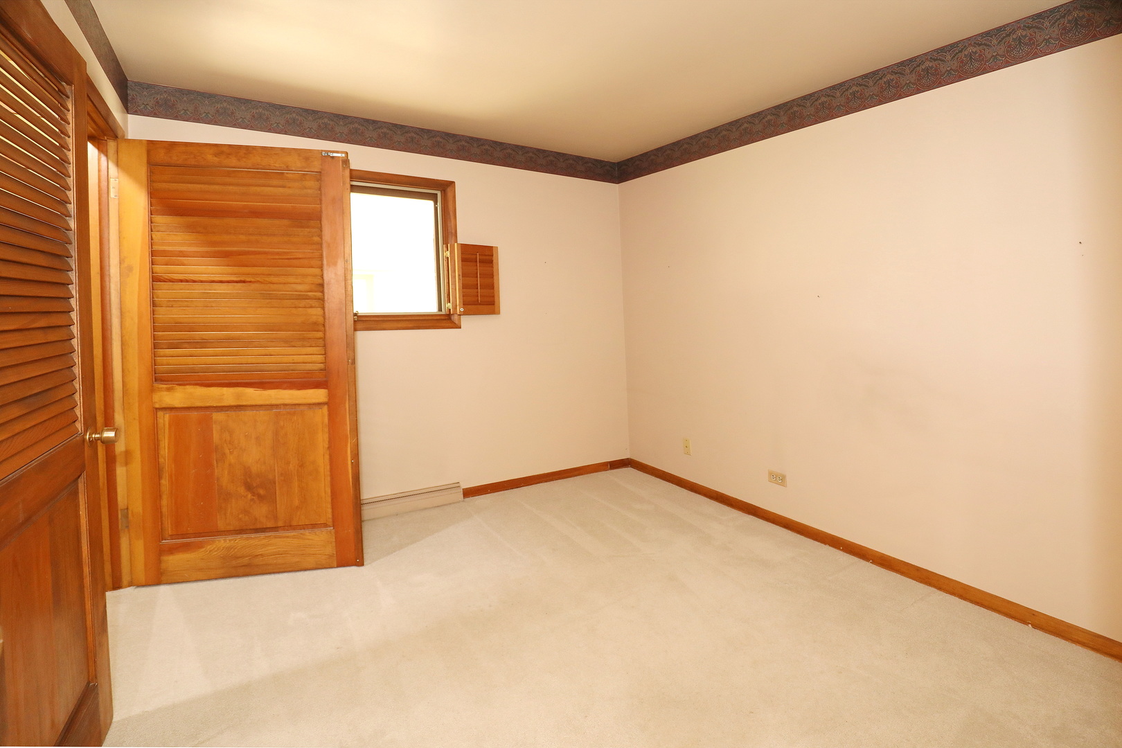 1 Sunset Avenue, West Chicago, IL 60185