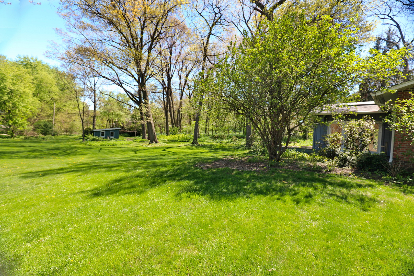 1 Sunset Avenue, West Chicago, IL 60185