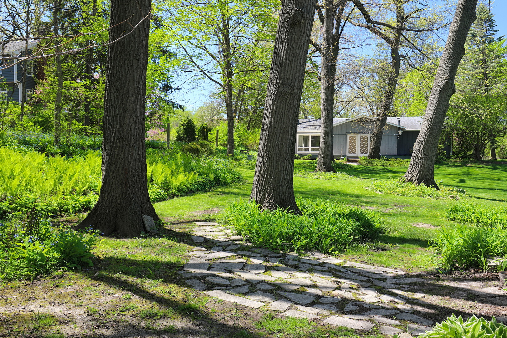 1 Sunset Avenue, West Chicago, IL 60185