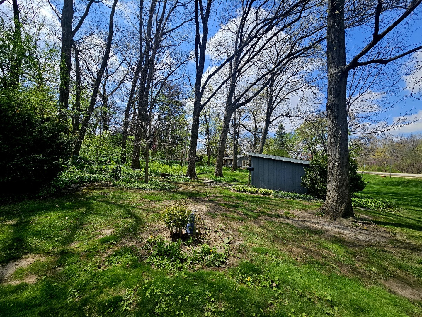 1 Sunset Avenue, West Chicago, IL 60185