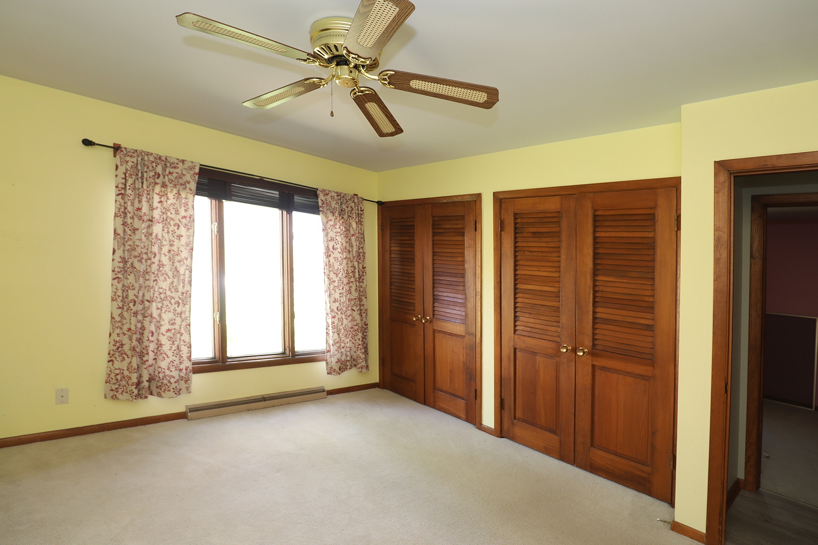 1 Sunset Avenue, West Chicago, IL 60185