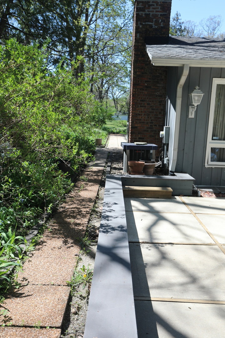1 Sunset Avenue, West Chicago, IL 60185