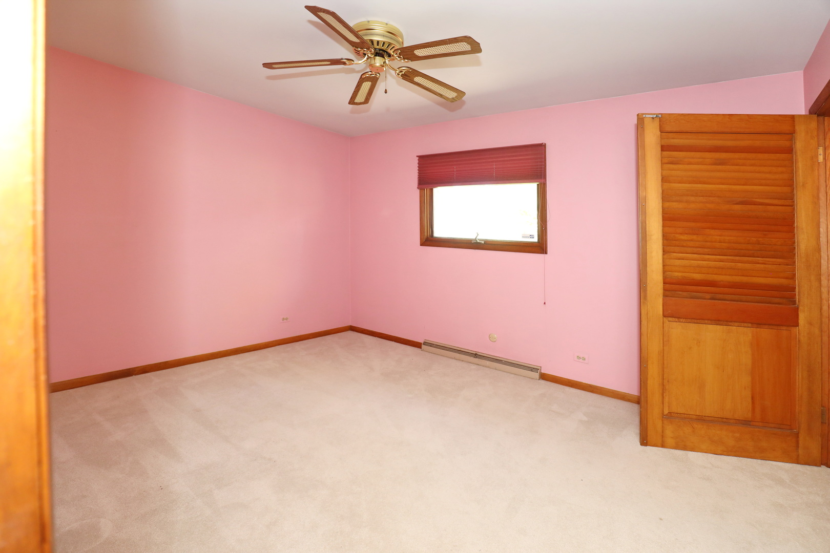 1 Sunset Avenue, West Chicago, IL 60185