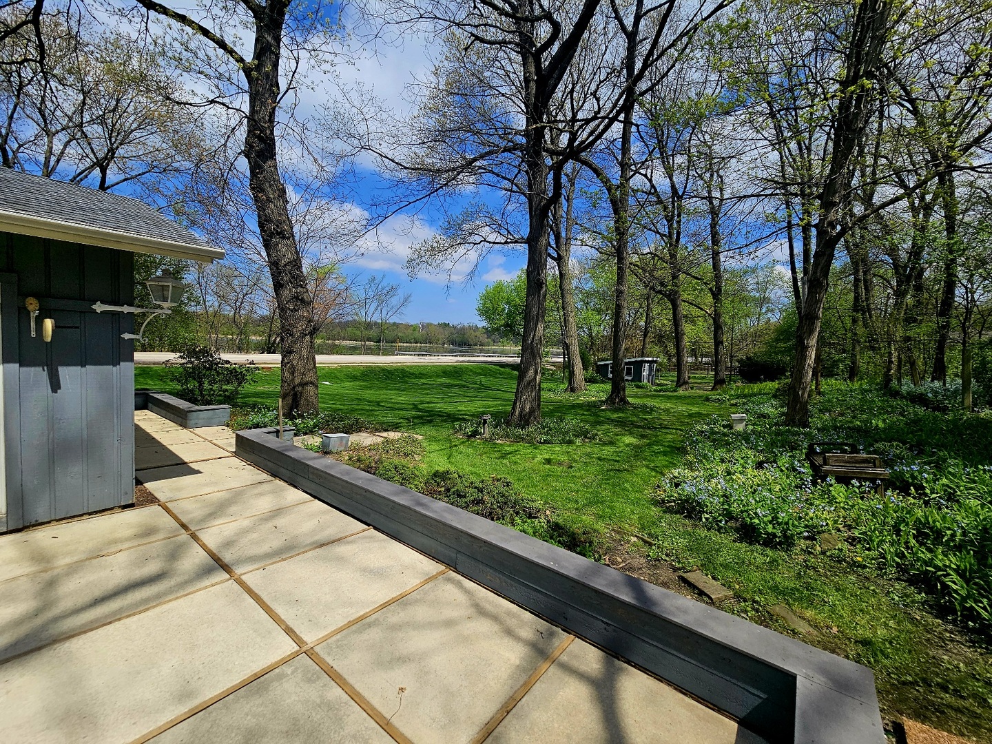 1 Sunset Avenue, West Chicago, IL 60185