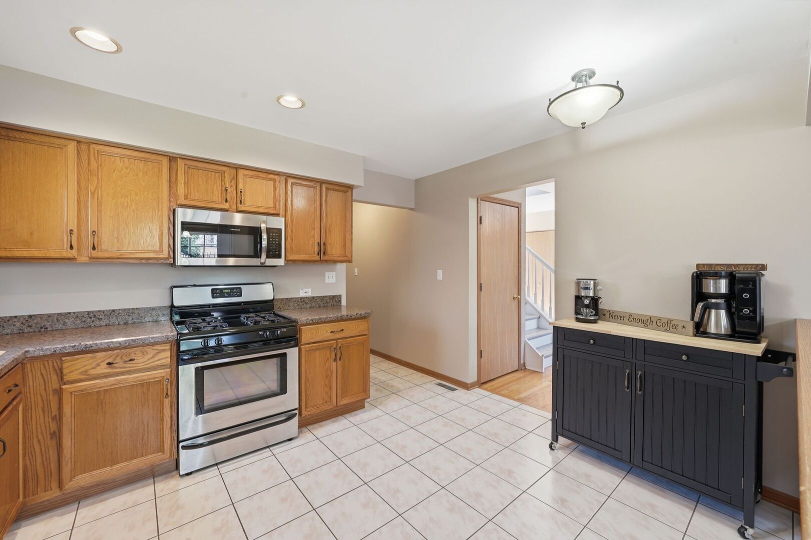 8627 Miroballi Drive, Hickory Hills, IL 60457