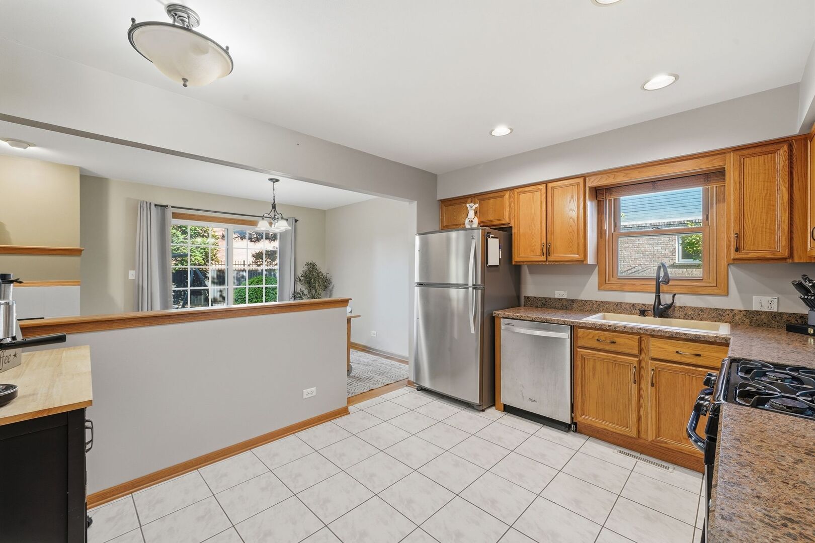 8627 Miroballi Drive, Hickory Hills, IL 60457