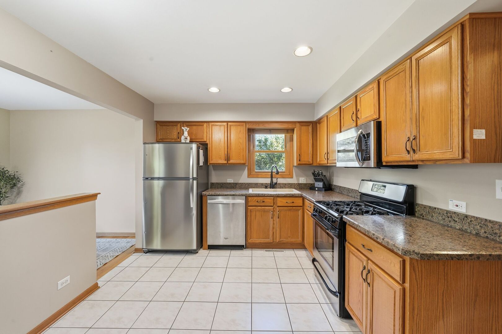 8627 Miroballi Drive, Hickory Hills, IL 60457