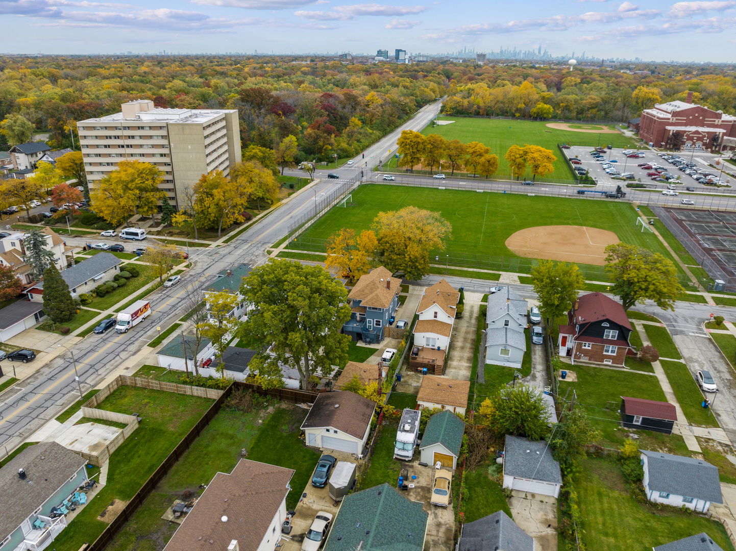 606 S 2nd Avenue, Maywood, IL 60153