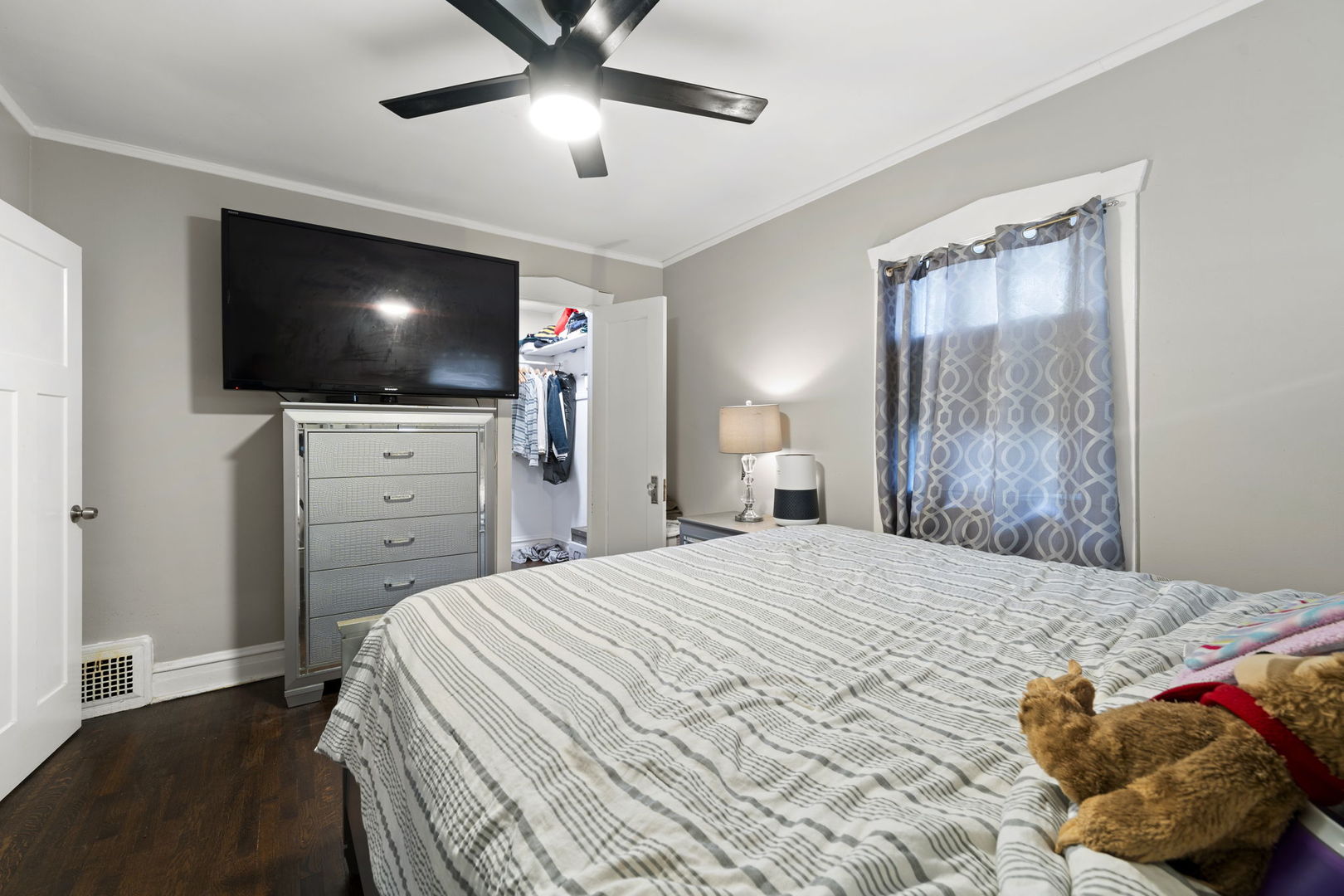 606 S 2nd Avenue, Maywood, IL 60153