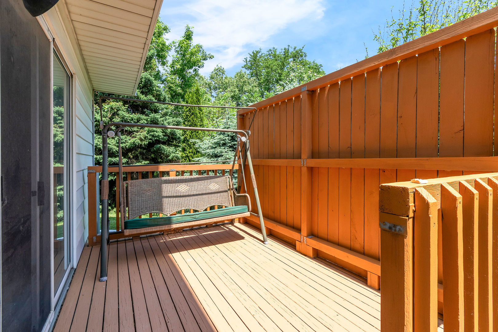305 Elwood Court, Westmont, IL 60559