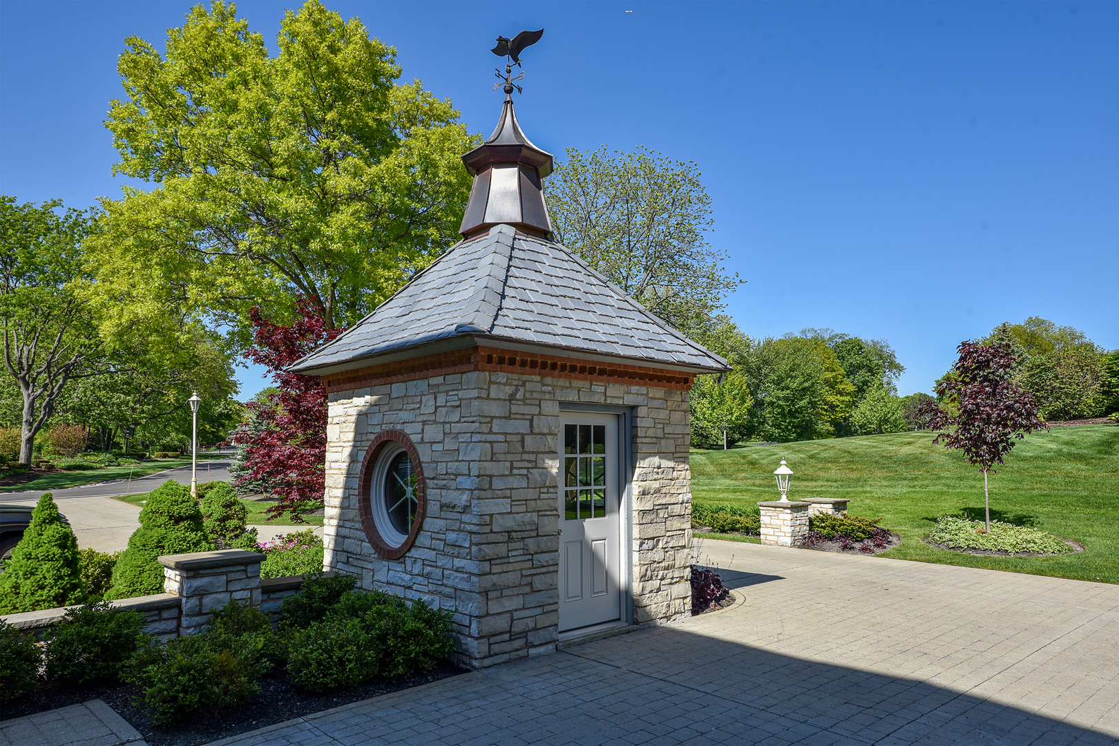 1661 Balmoral Lane, Inverness, IL 60067