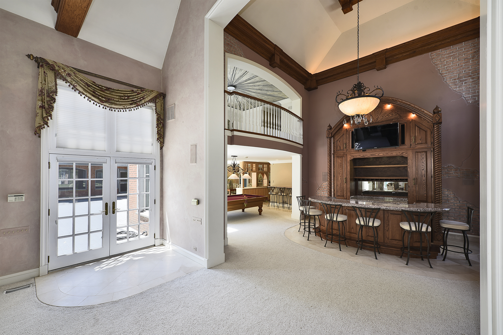 1661 Balmoral Lane, Inverness, IL 60067