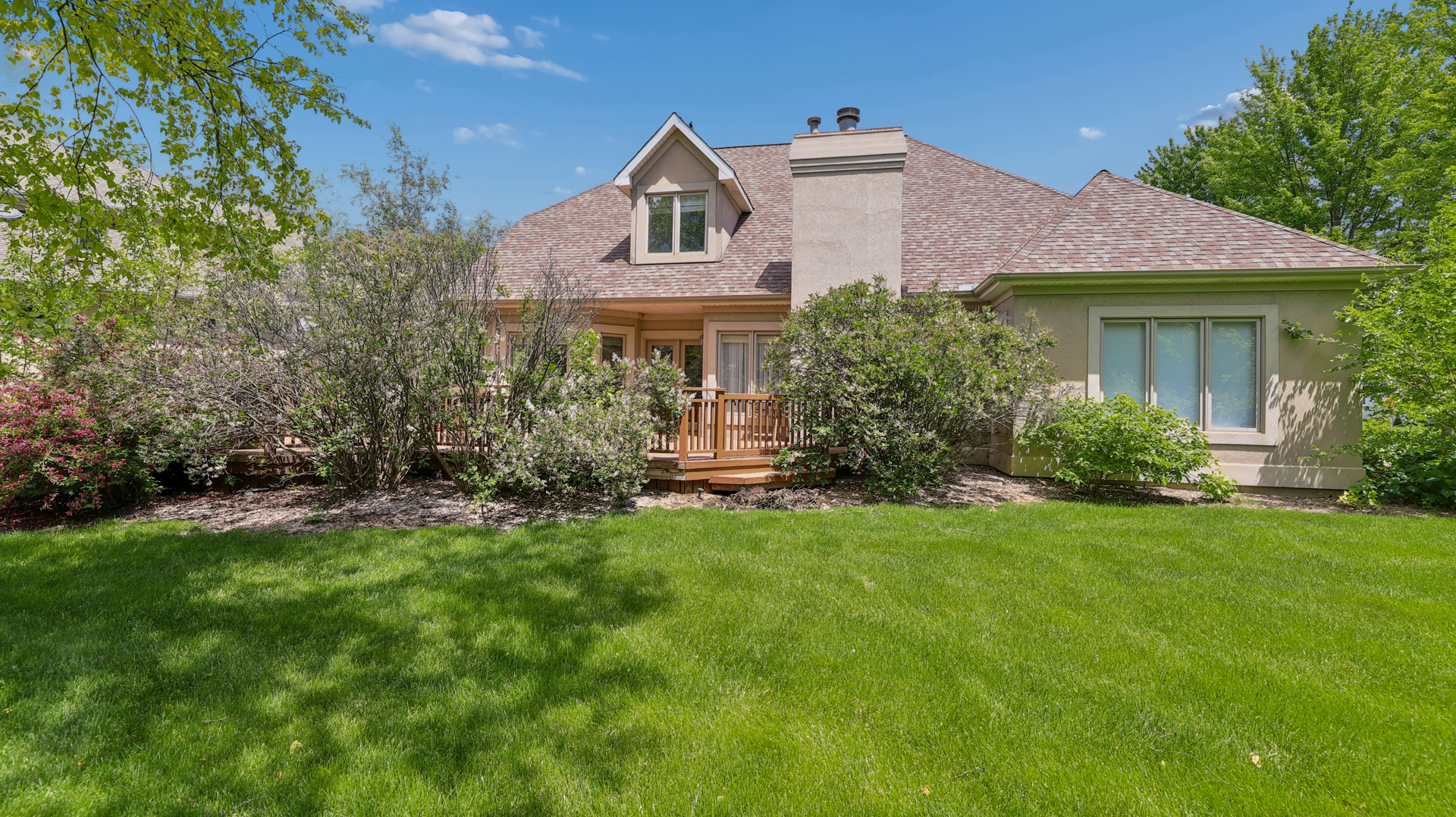 2115 Stonington Court, Naperville, IL 60564