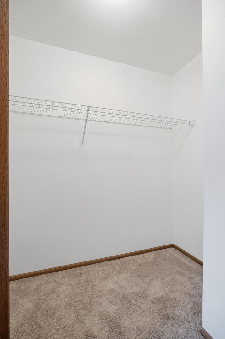 4404 W Shamrock Lane #3B, McHenry, IL 60050