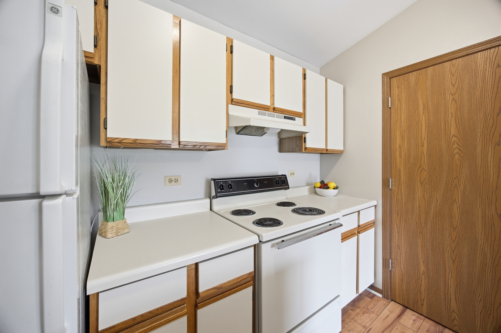4404 W Shamrock Lane #3B, McHenry, IL 60050