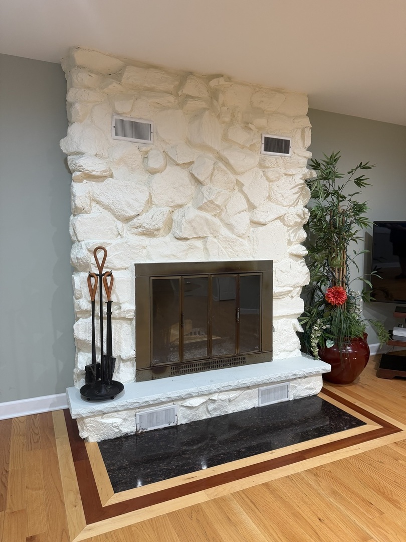 12118 W SOMERSET Road, Orland Park, IL 60467