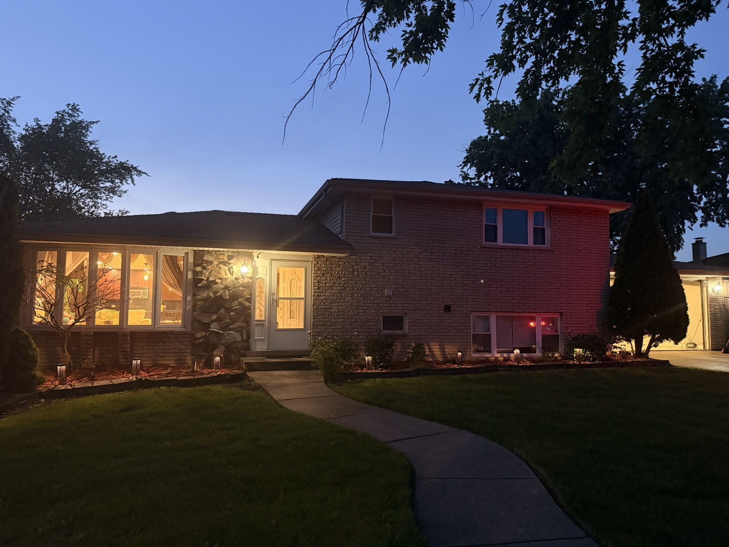 12118 W SOMERSET Road, Orland Park, IL 60467