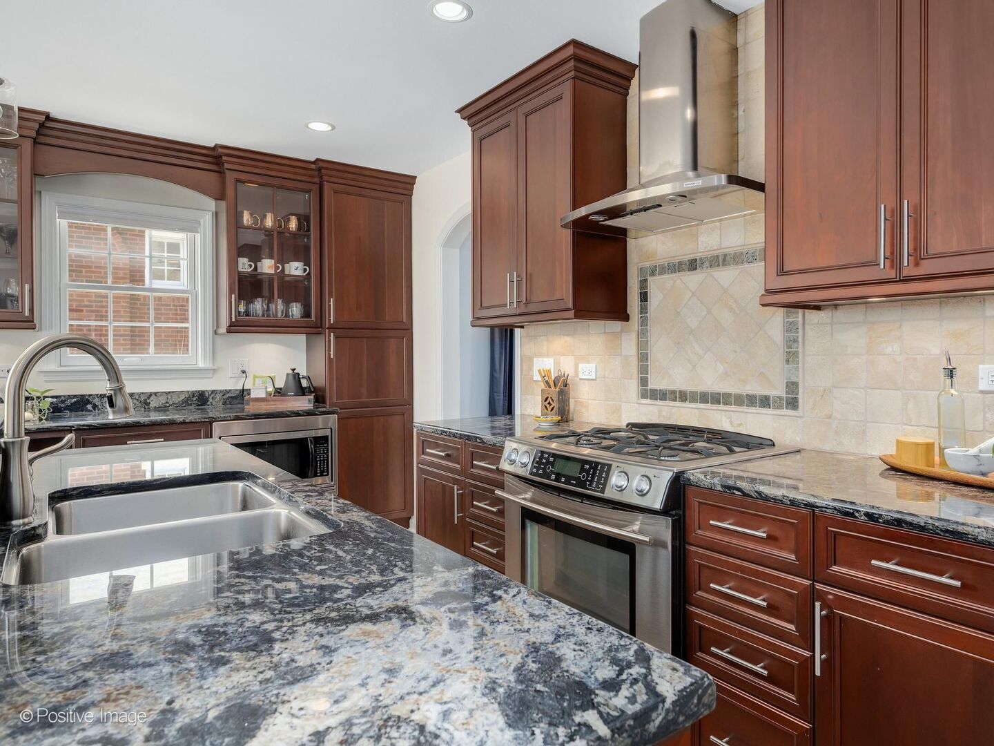 1217 Newberry Avenue, La Grange Park, IL 60526
