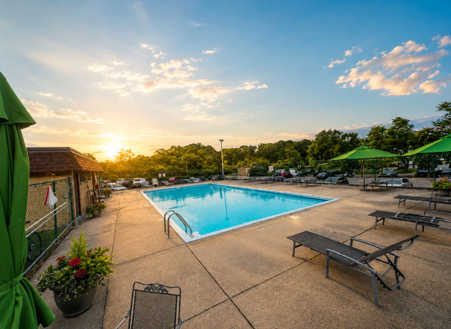 6670 S Brainard Avenue #204, Countryside, IL 60525