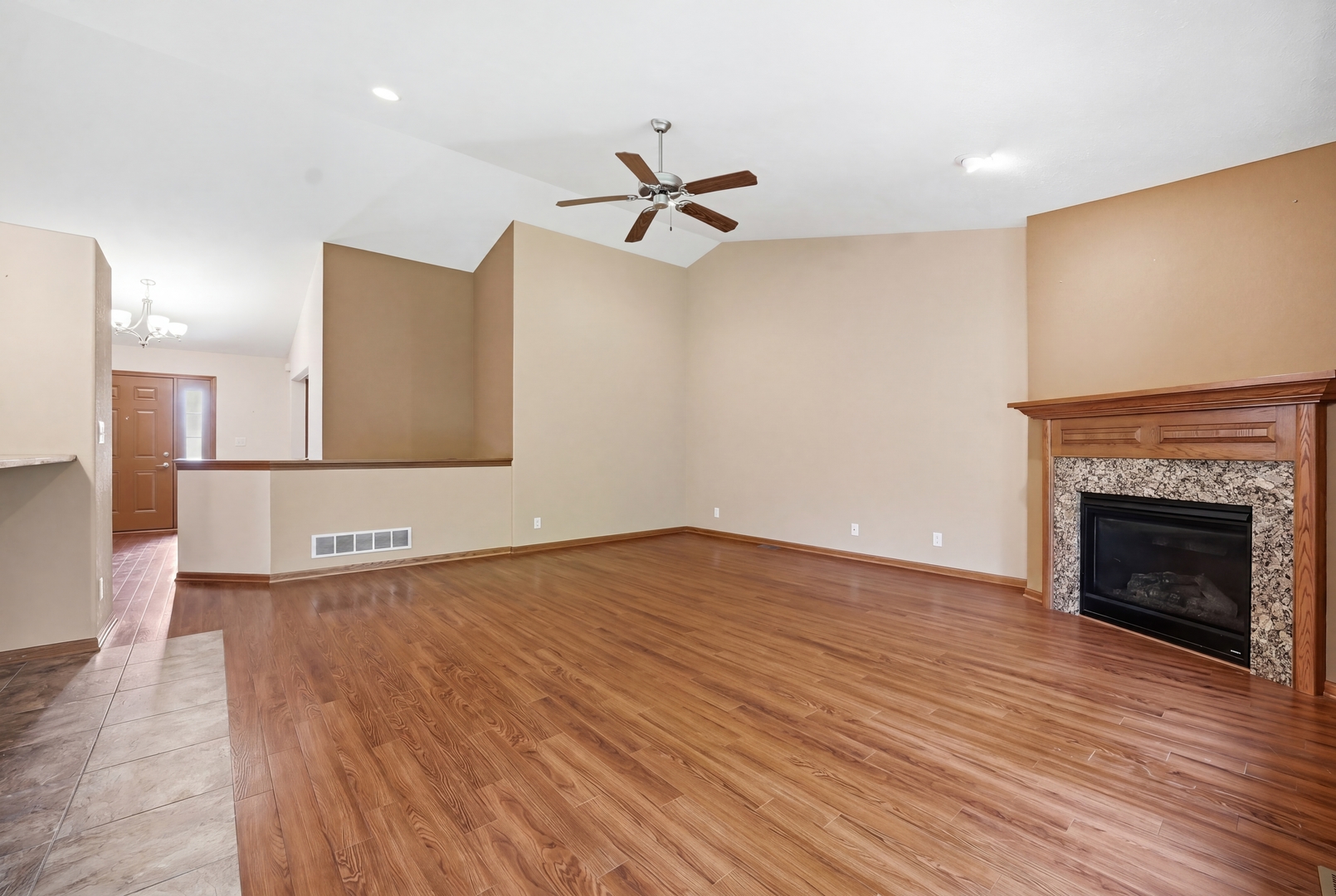 7688 Haymaker Lane, Cherry Valley, IL 61016