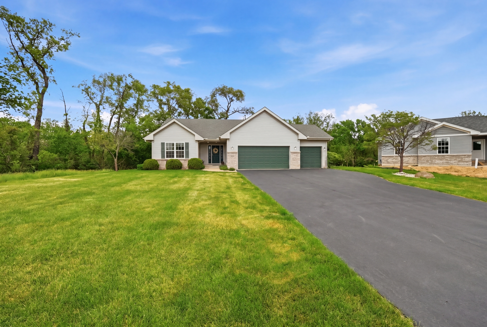 7688 Haymaker Lane, Cherry Valley, IL 61016