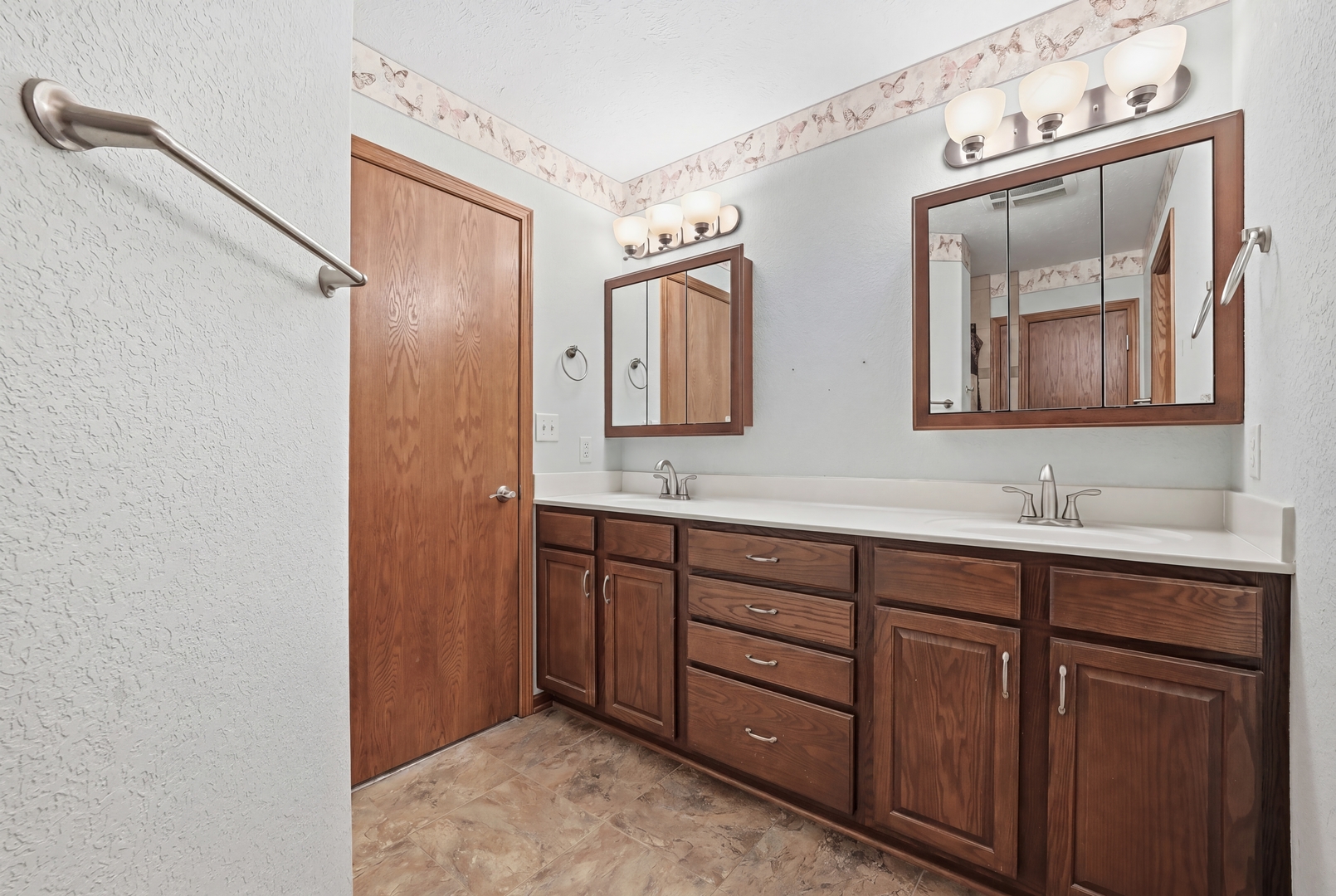 7688 Haymaker Lane, Cherry Valley, IL 61016