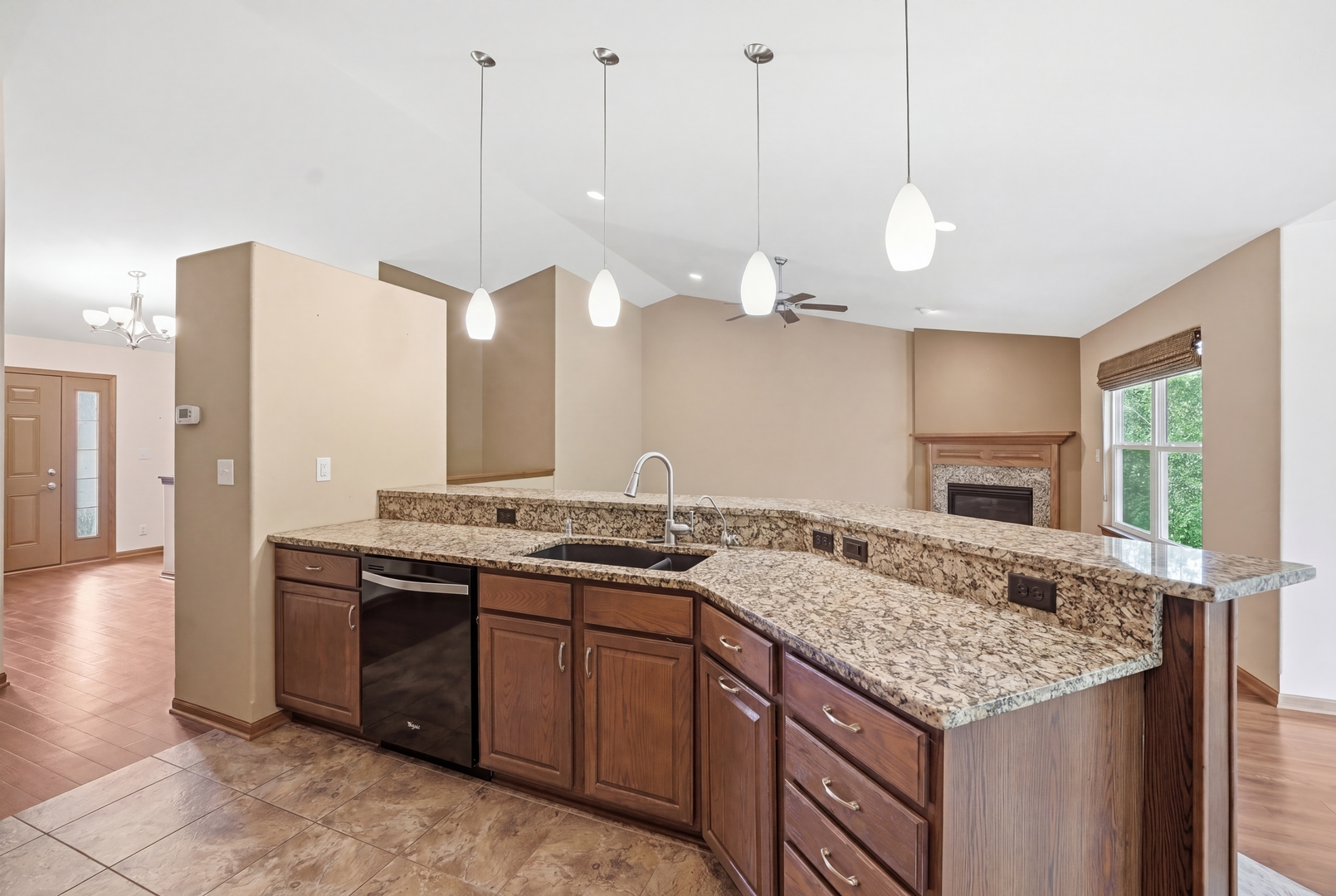 7688 Haymaker Lane, Cherry Valley, IL 61016