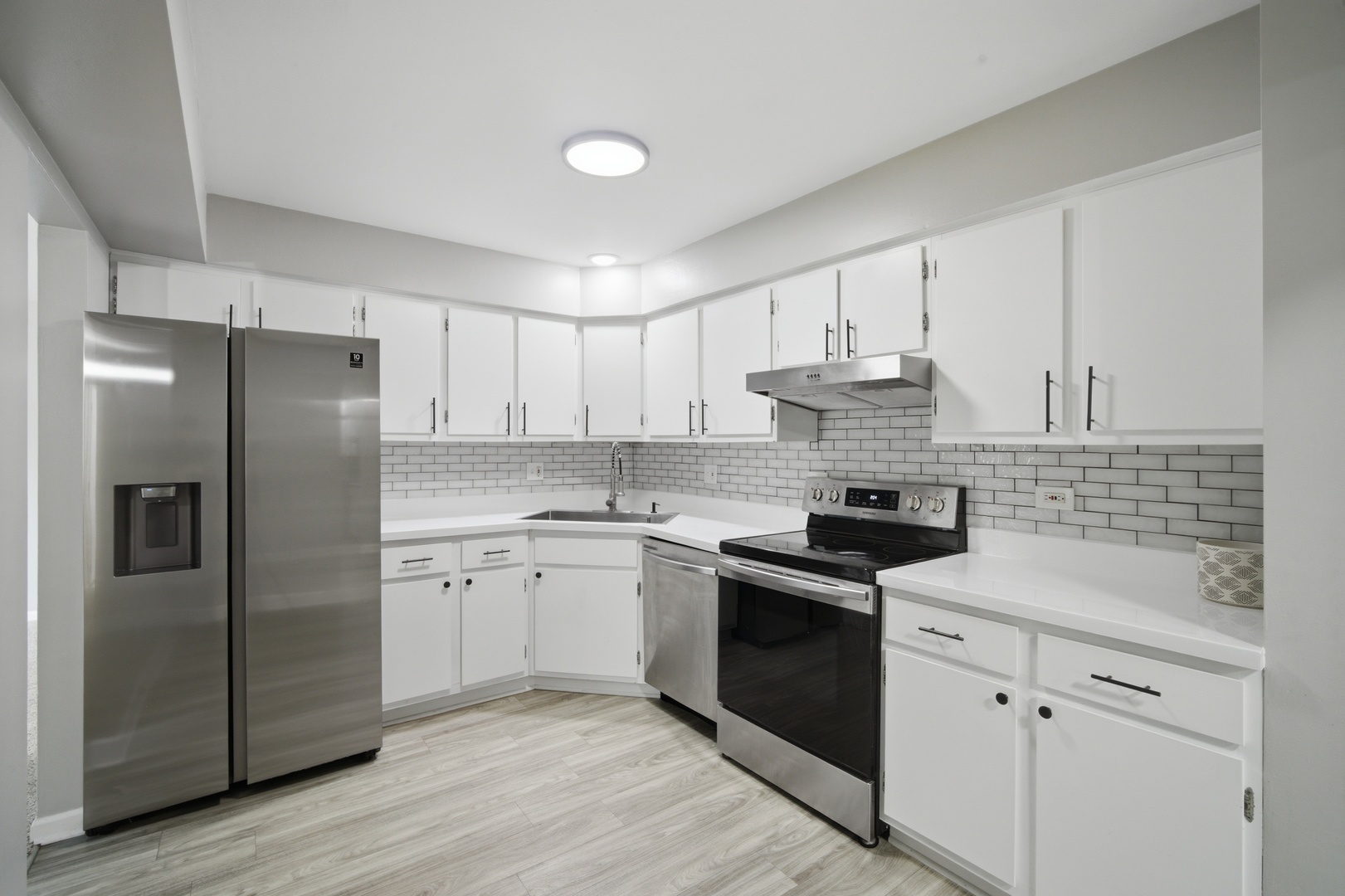 2600 Brookwood Way Drive #114, Rolling Meadows, IL 60008