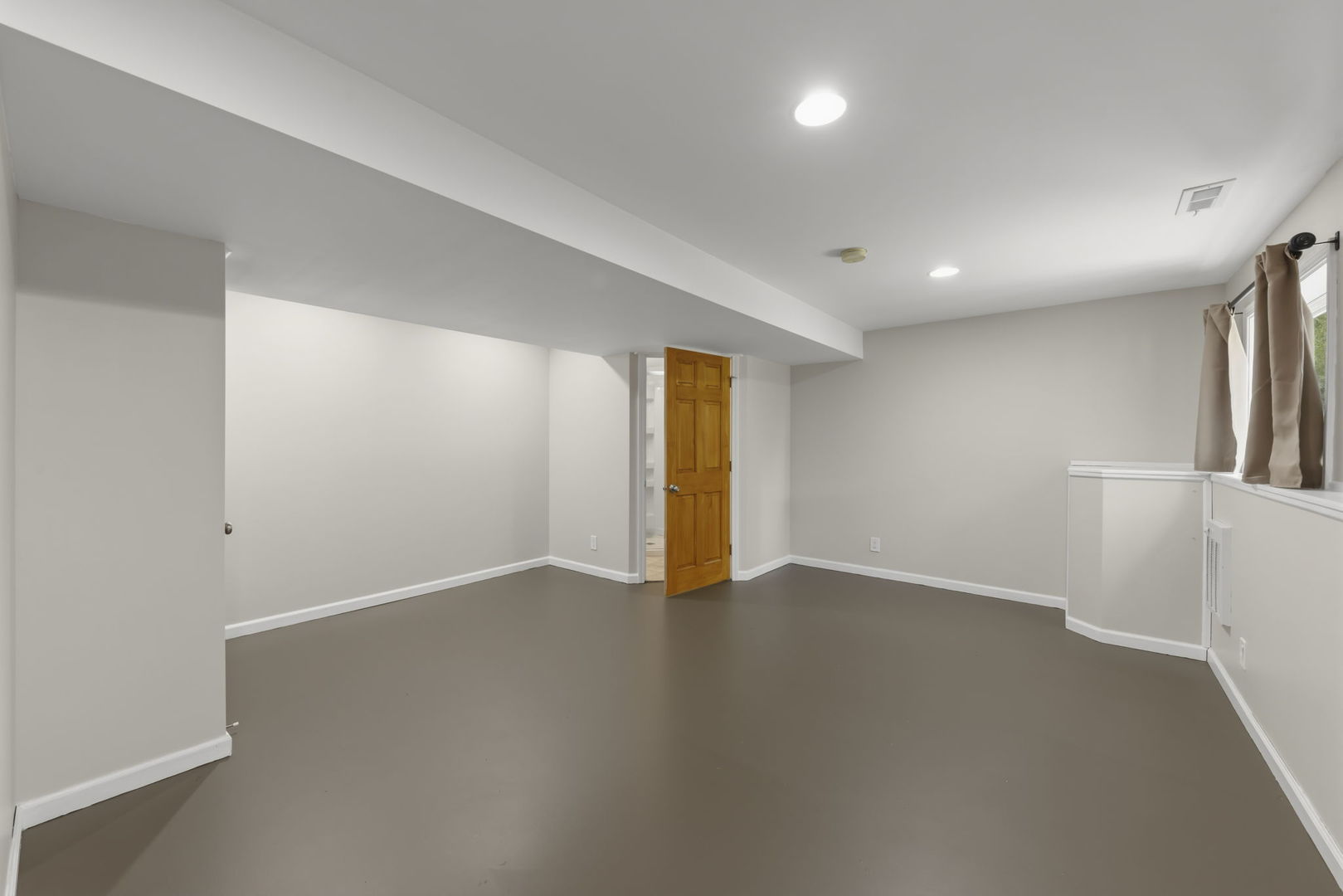 271 Copper Mountain Drive, Gilberts, IL 60136