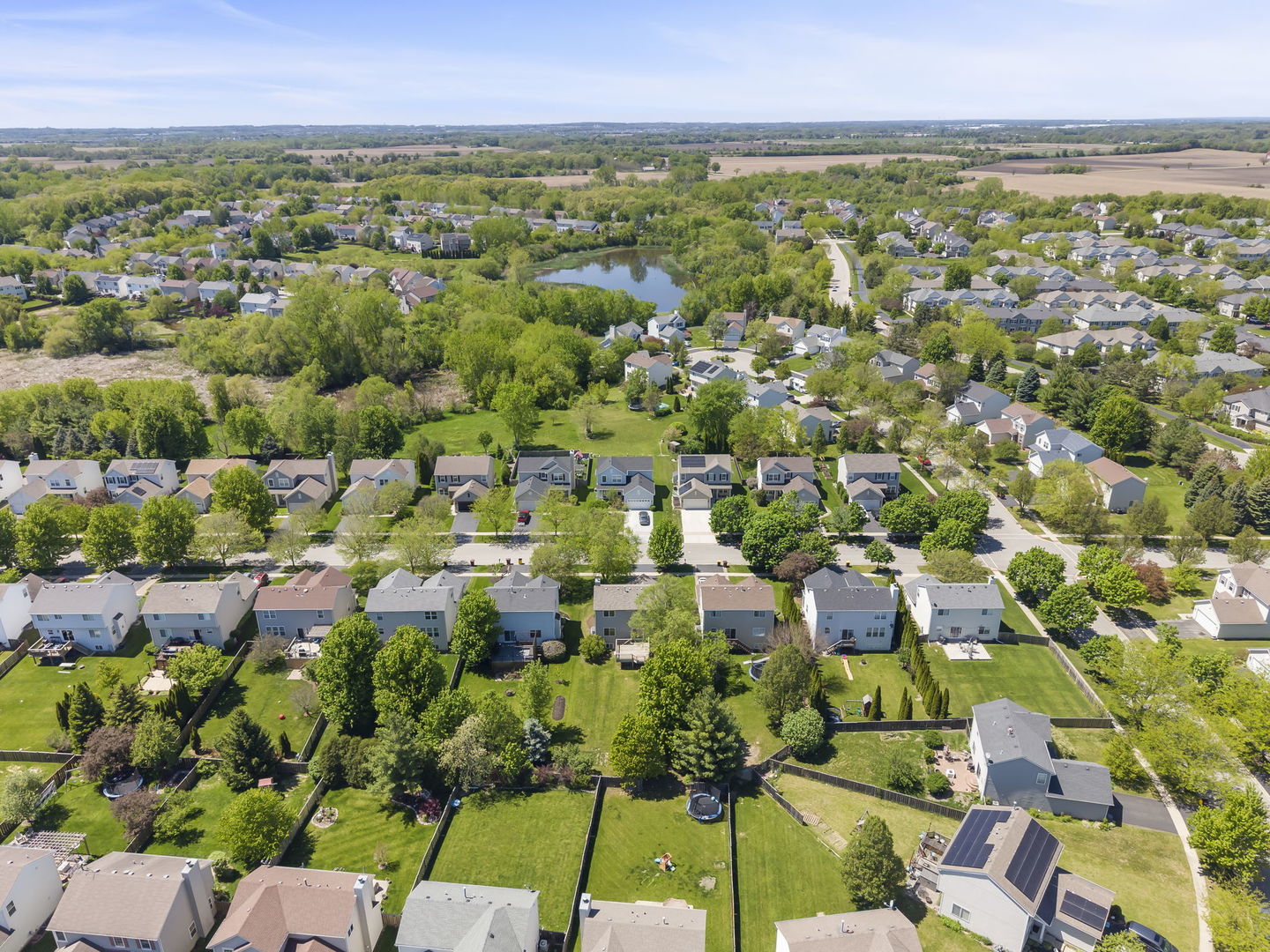 271 Copper Mountain Drive, Gilberts, IL 60136