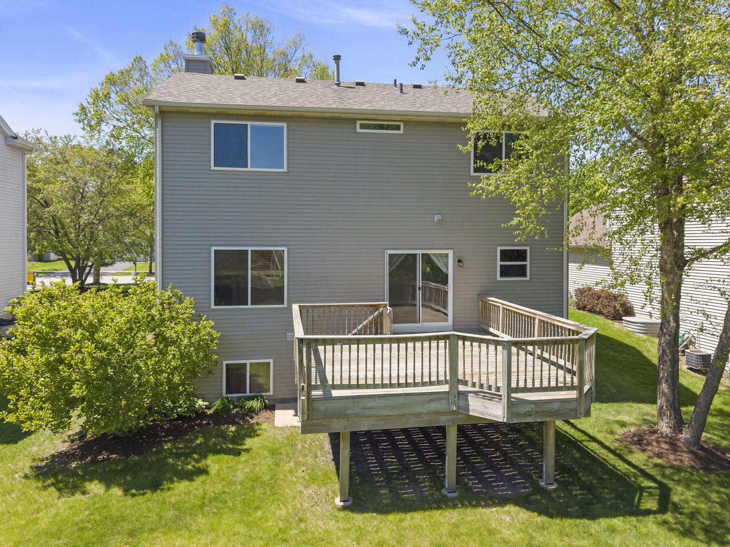 271 Copper Mountain Drive, Gilberts, IL 60136