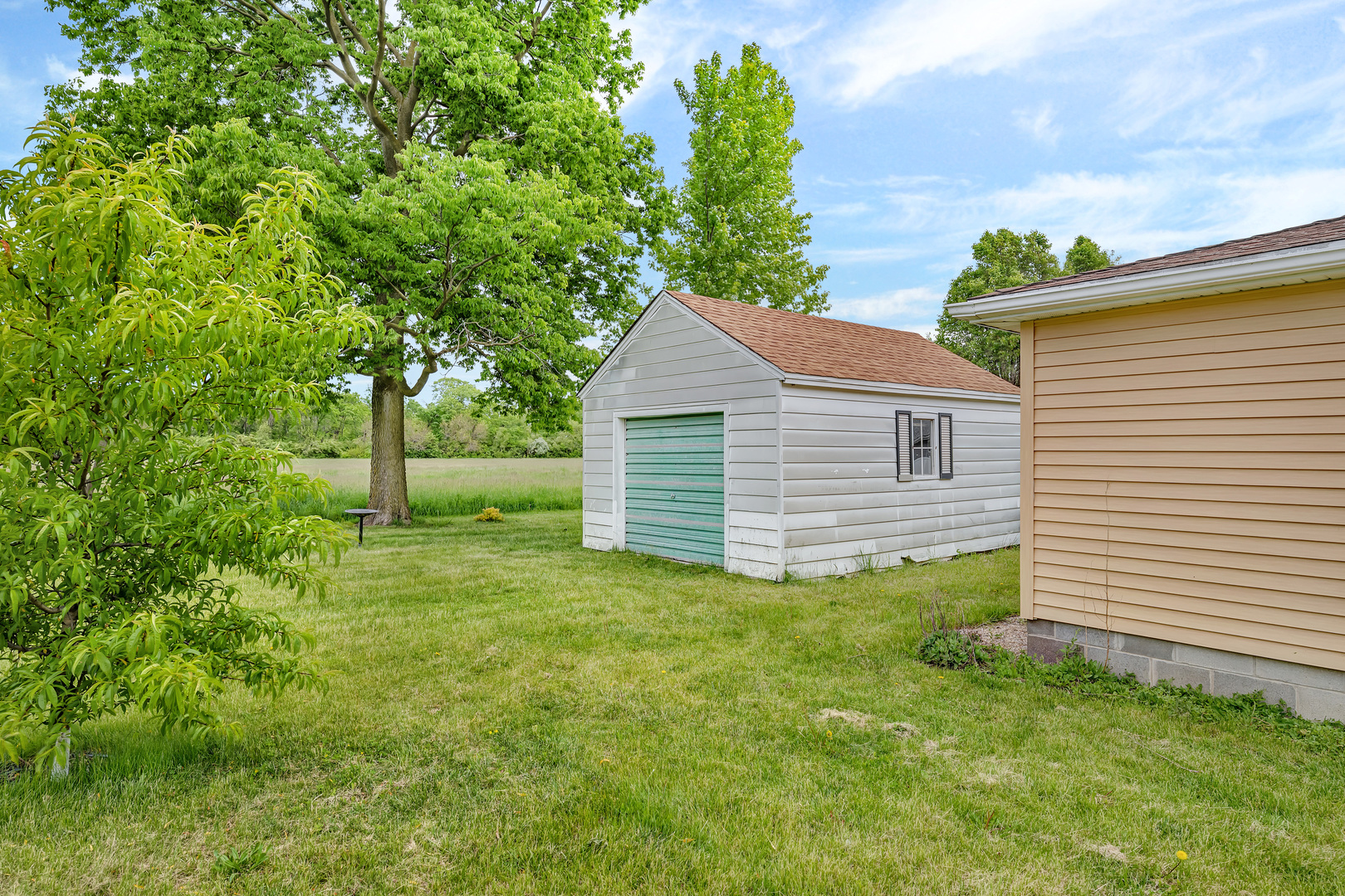 2730 Cemetery Road, Morris, IL 60450