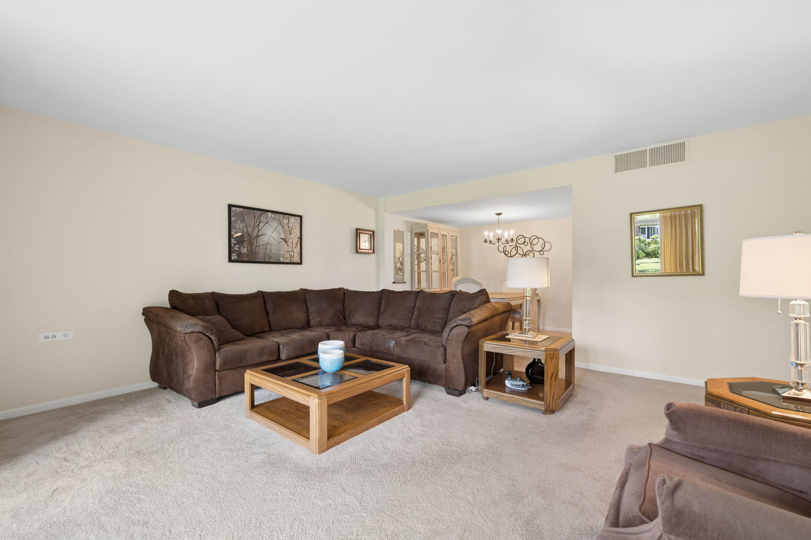 5300 Walnut Avenue #2B, Downers Grove, IL 60515