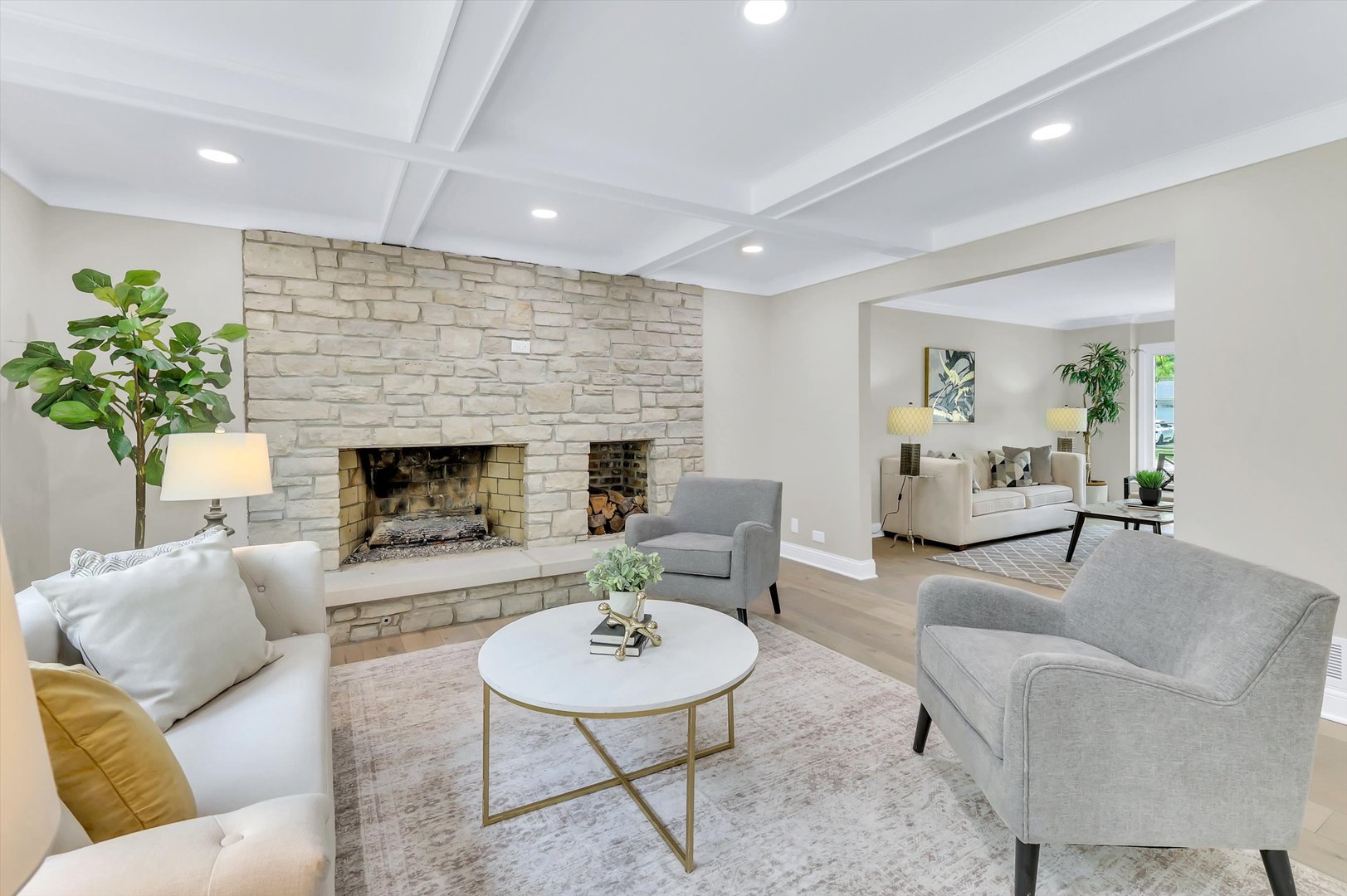 967 W Bauer Road, Naperville, IL 60563