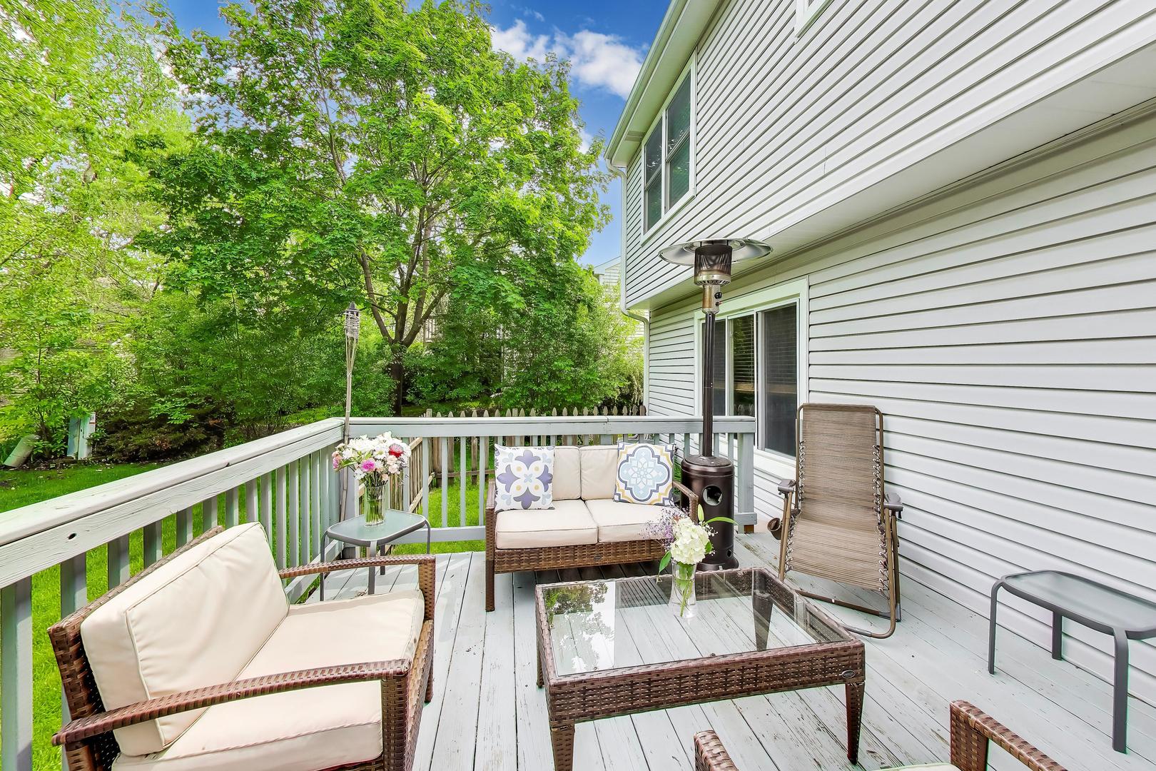 2115 Hitching Post Lane, Schaumburg, IL 60194