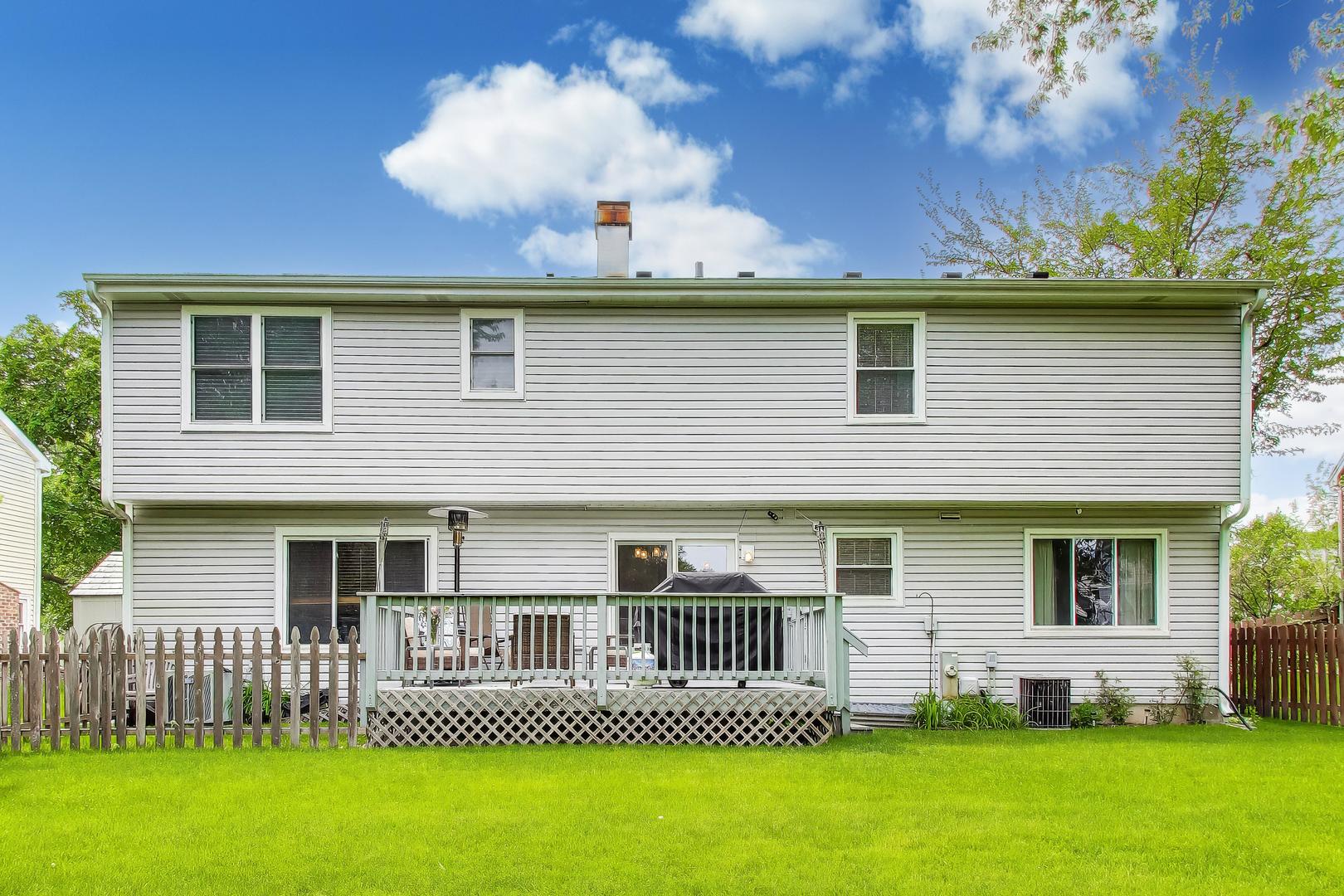 2115 Hitching Post Lane, Schaumburg, IL 60194